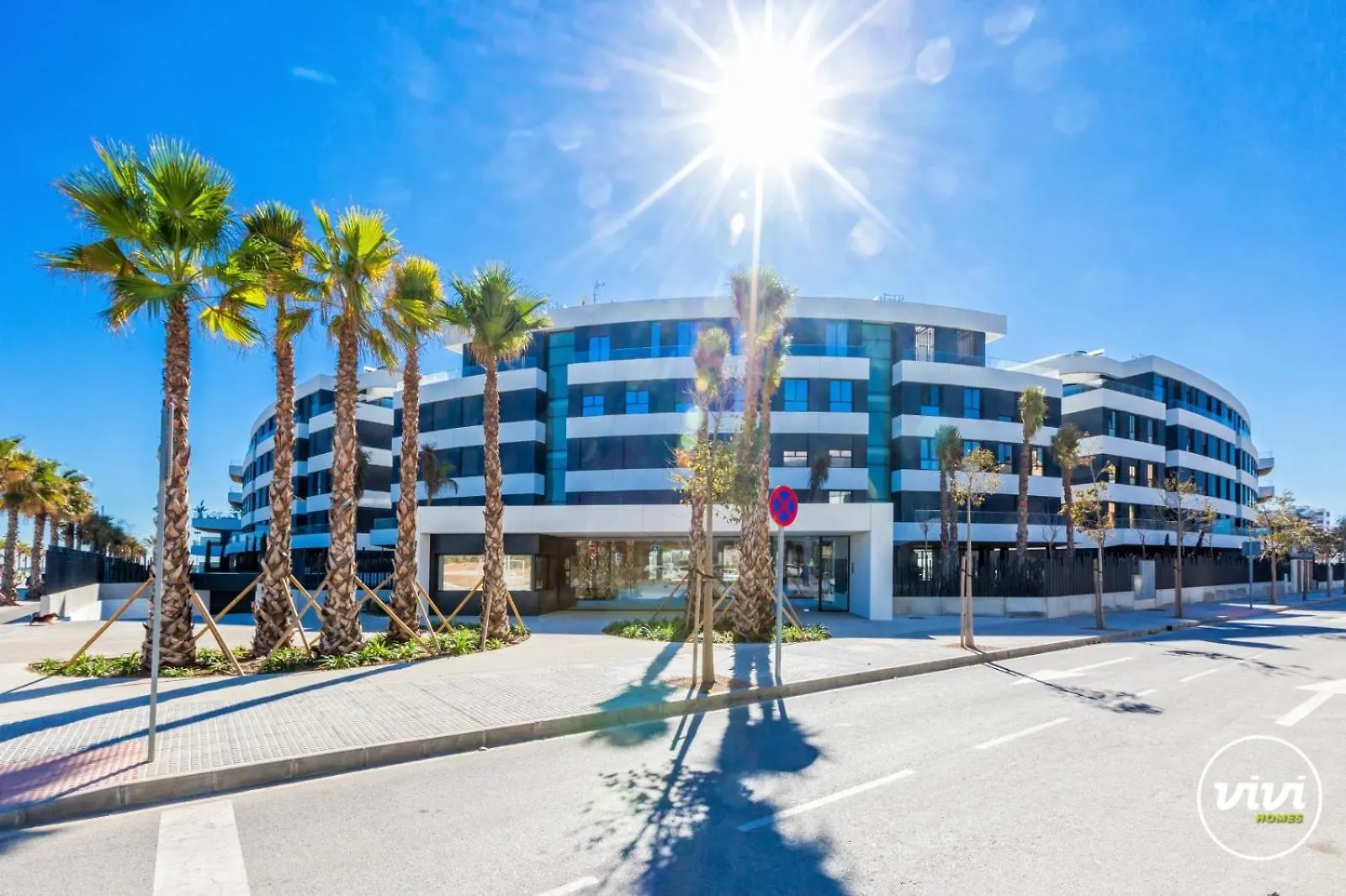 Vivi Homes - Dali Pool, Sauna, Gym & Sea View Torremolinos Appartement