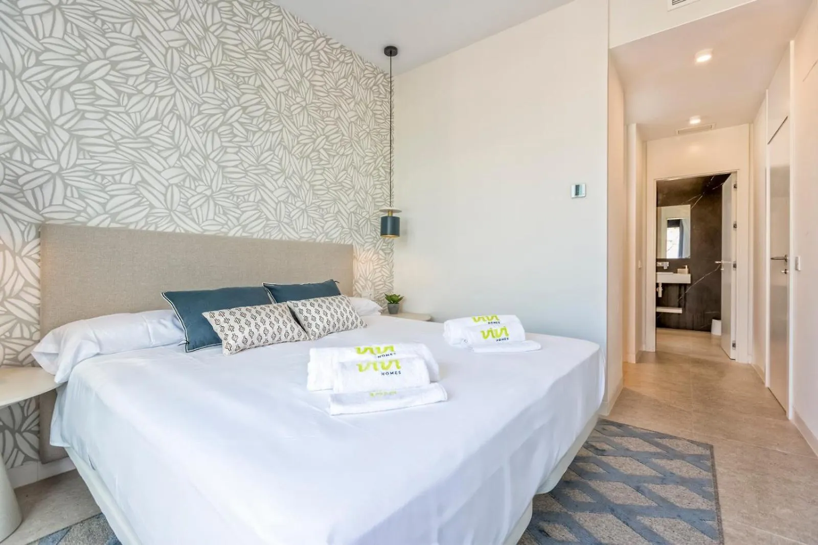 Vivi Homes - Dali Pool, Sauna, Gym & Sea View Torremolinos Appartement