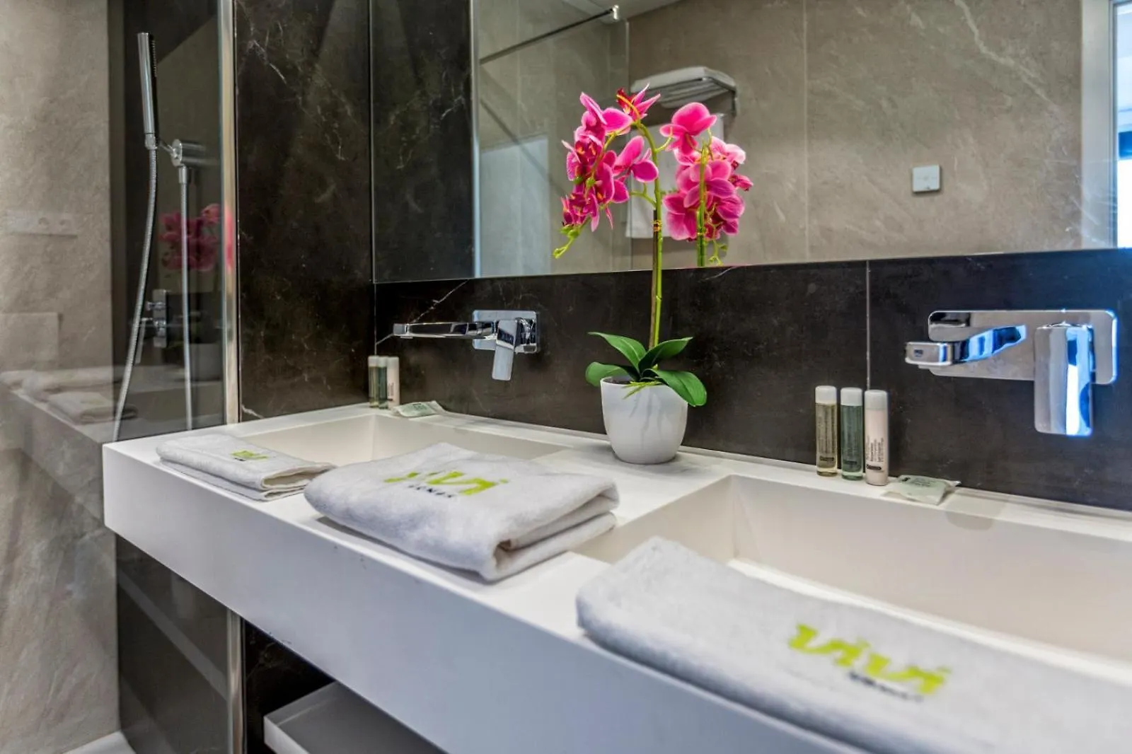 Vivi Homes - Dali Pool, Sauna, Gym & Sea View Torremolinos
